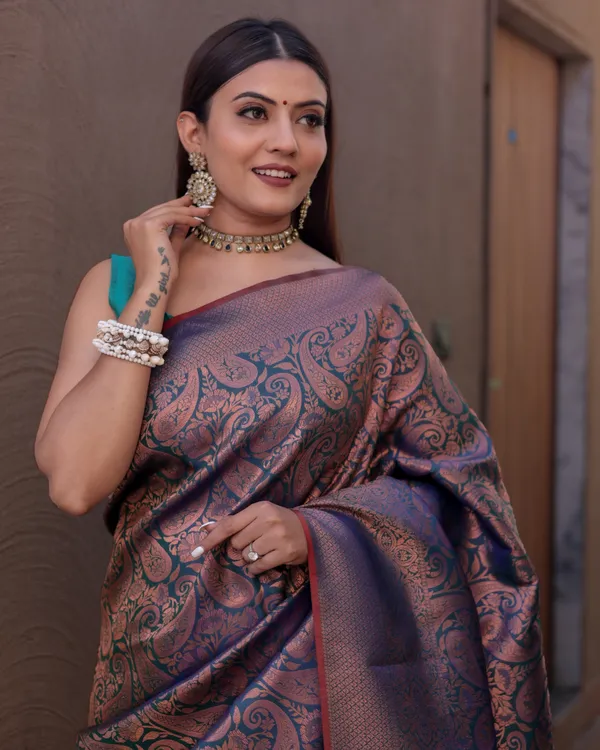 Bottle_Green_Timeless_Kanchipuram_Sarees_A_Heritage_of_Elegance_With_Blouse_Piece_Attached
